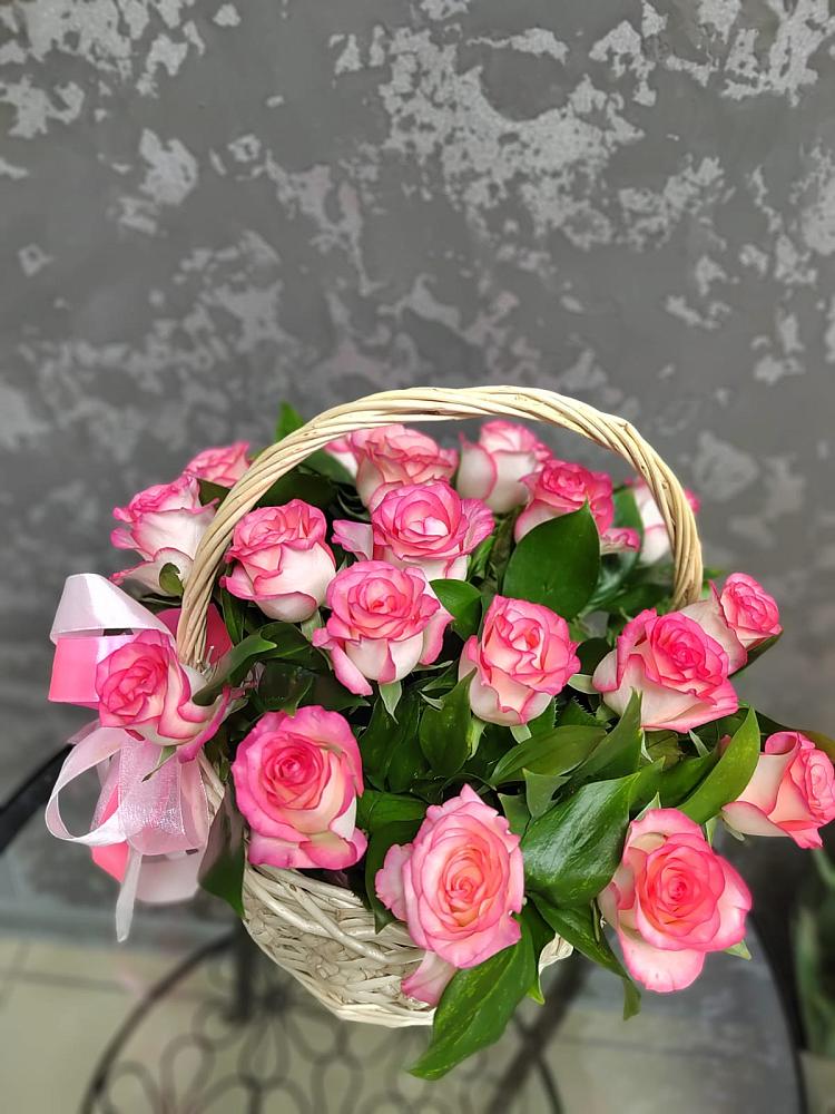 Цветочная композиция из Розы в корзине в Никольске