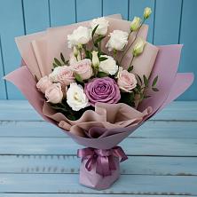 Букет цветов из:  Розы и Лизиантусы в Никольске