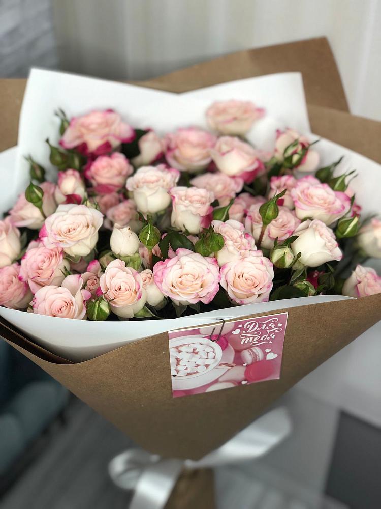 Букет цветов из: Розы в Никольске