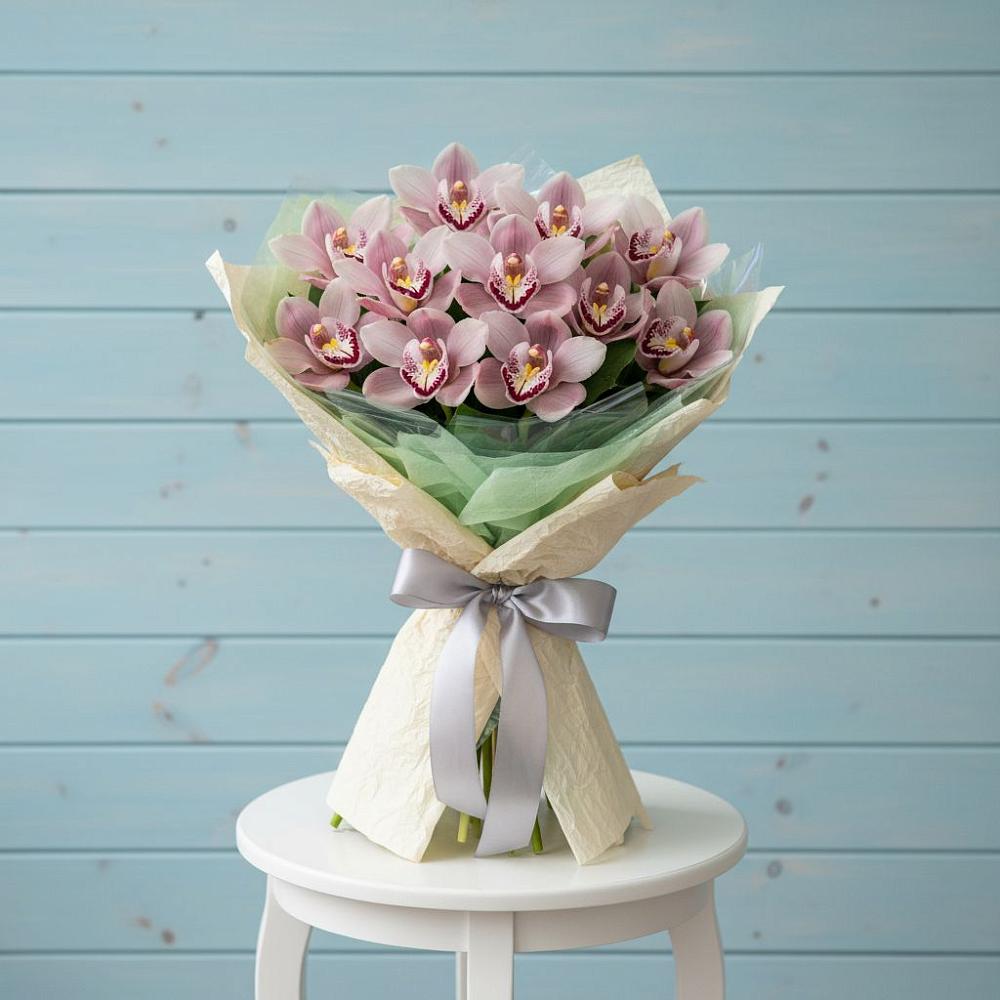 Букет цветов из: Орхидеи и Розы в Никольске