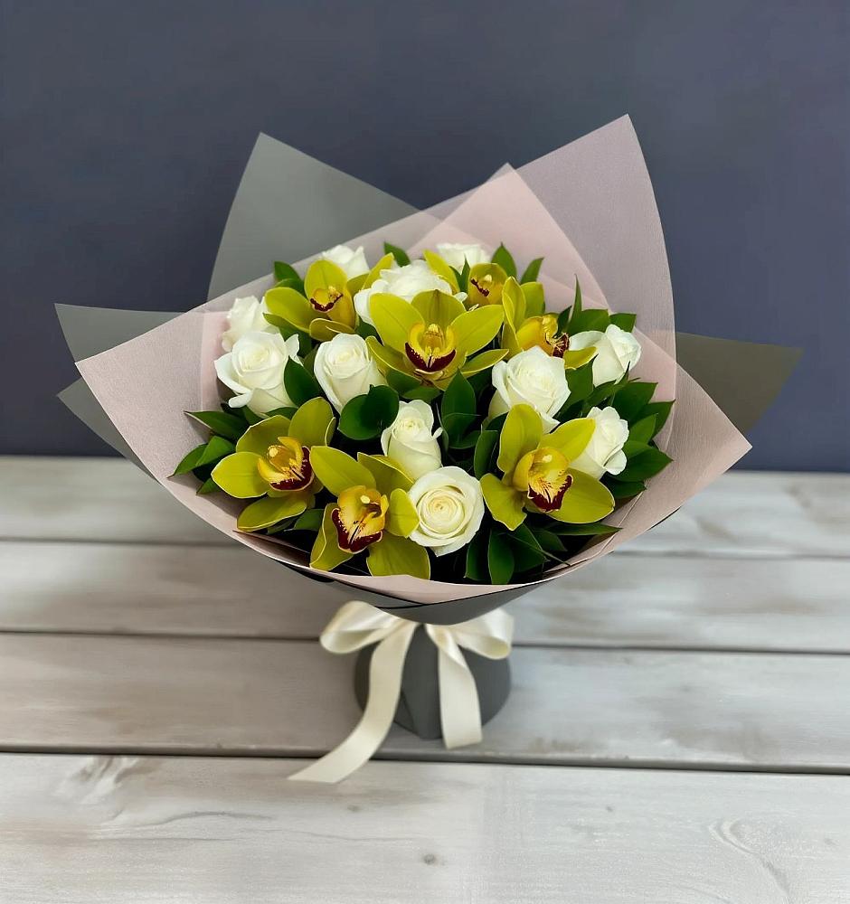 Букет цветов из: Орхидеи и Розы в Никольске