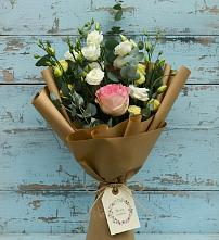 Букет цветов из:  Розы и Лизиантусы в Никольске